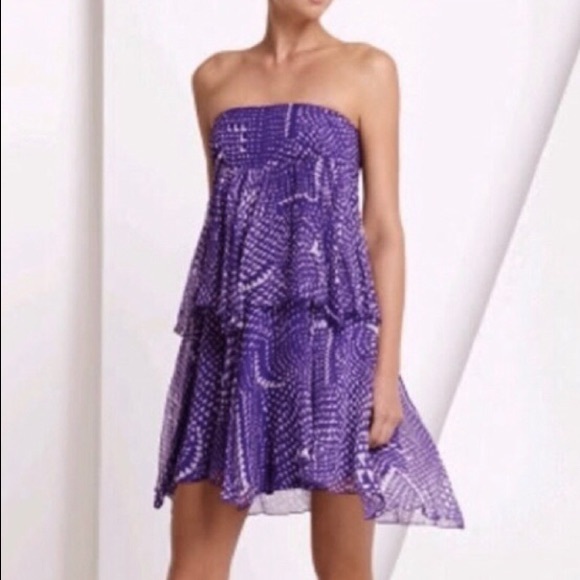 BCBGMaxAzria Dresses & Skirts - BCBGMaxazria Wisteria Silk Tiered Dress